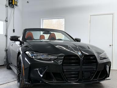 BMW M4 Convertible 2024 - Thumbnail 10