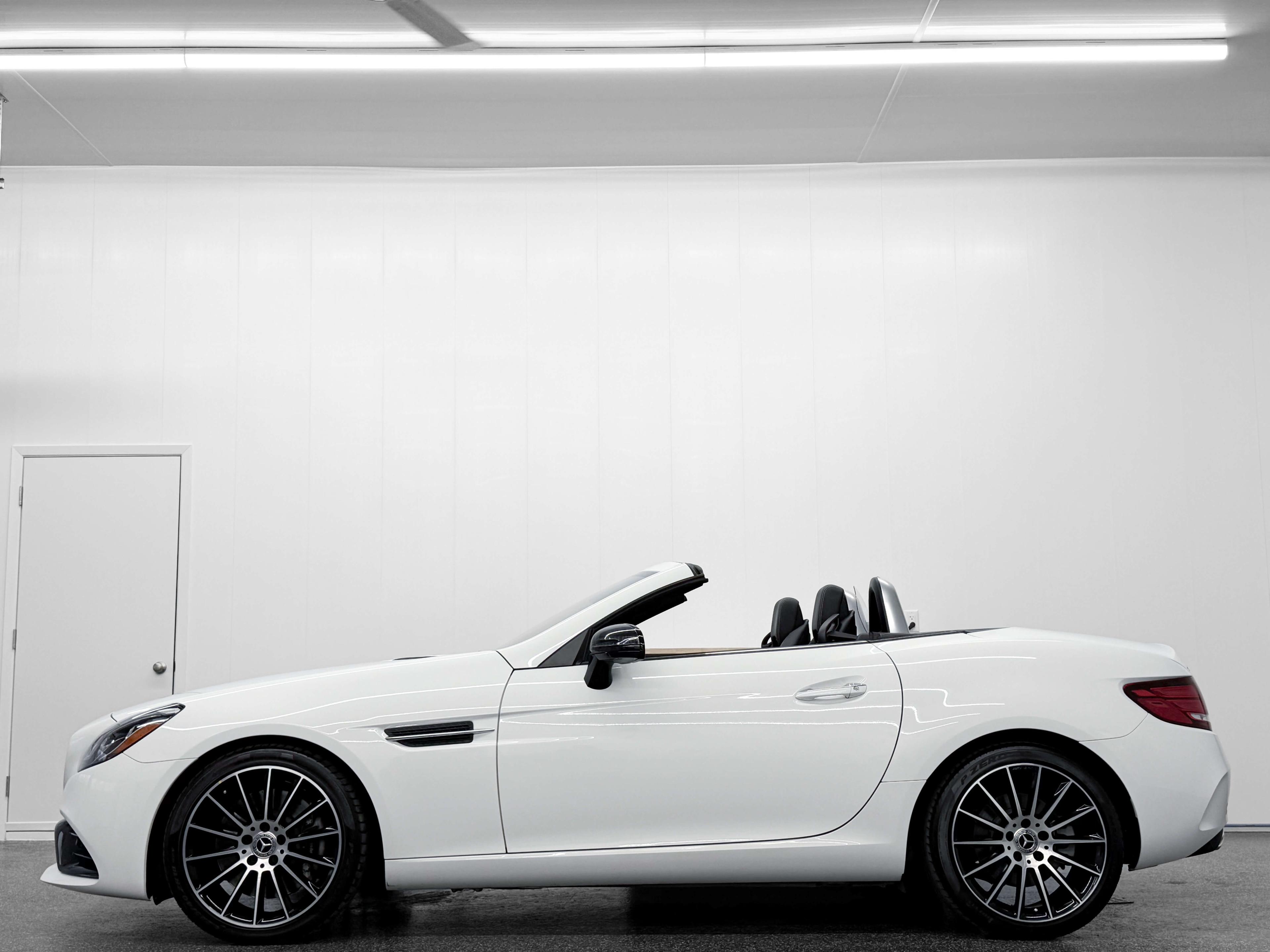 Mercedes-Benz SLC Roadster 2018 - Image 5