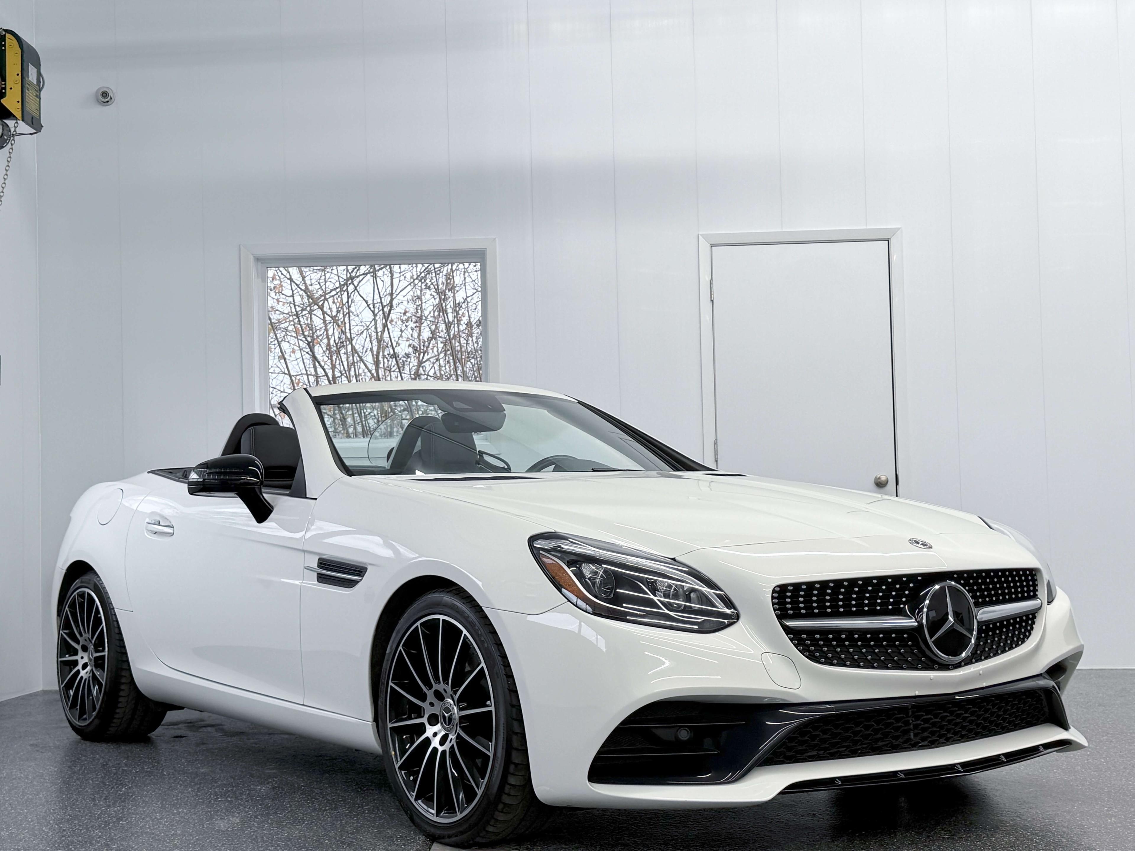 Mercedes-Benz SLC Roadster 2018 - Image 10