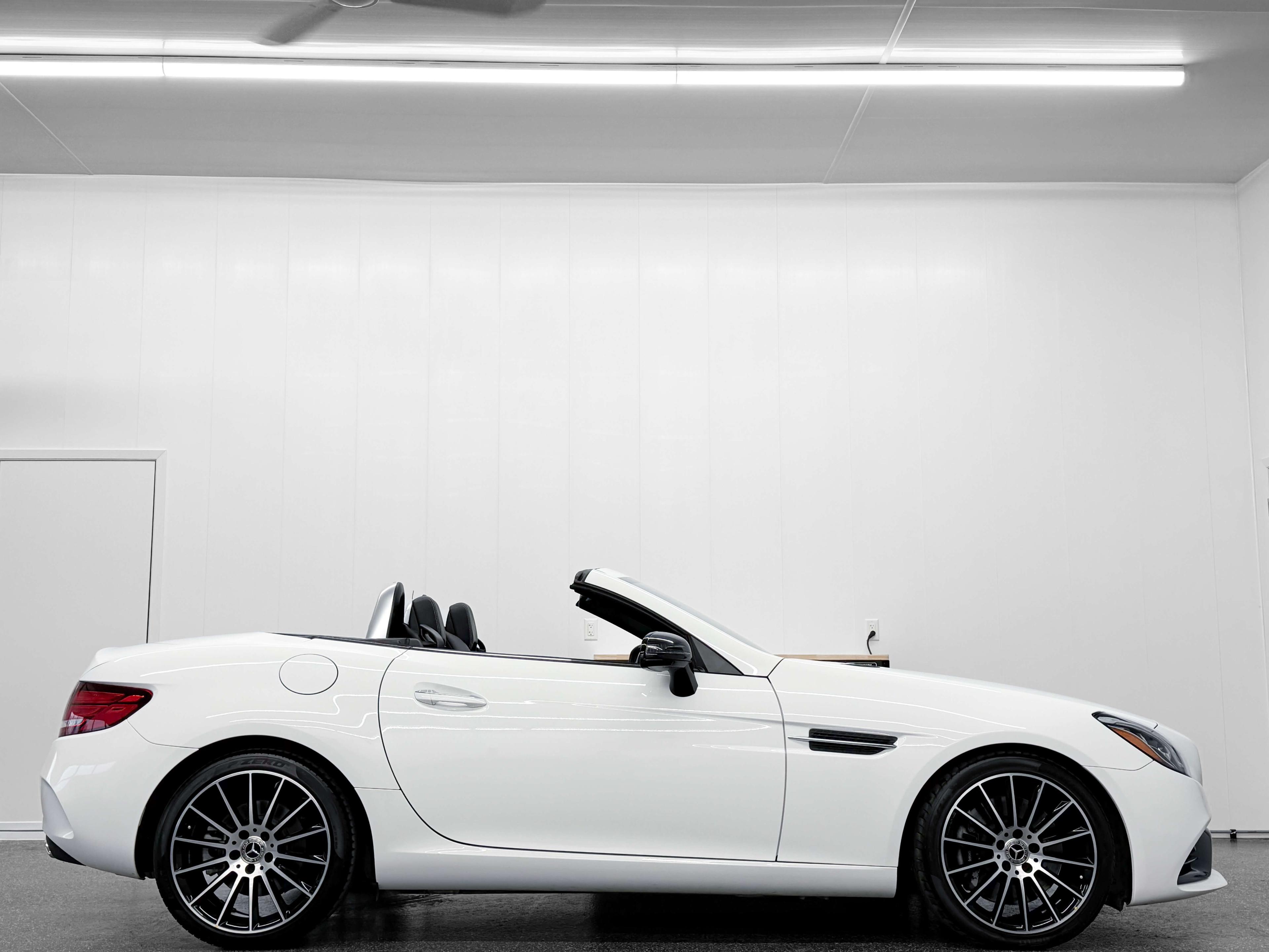 Mercedes-Benz SLC Roadster 2018 - Image 11