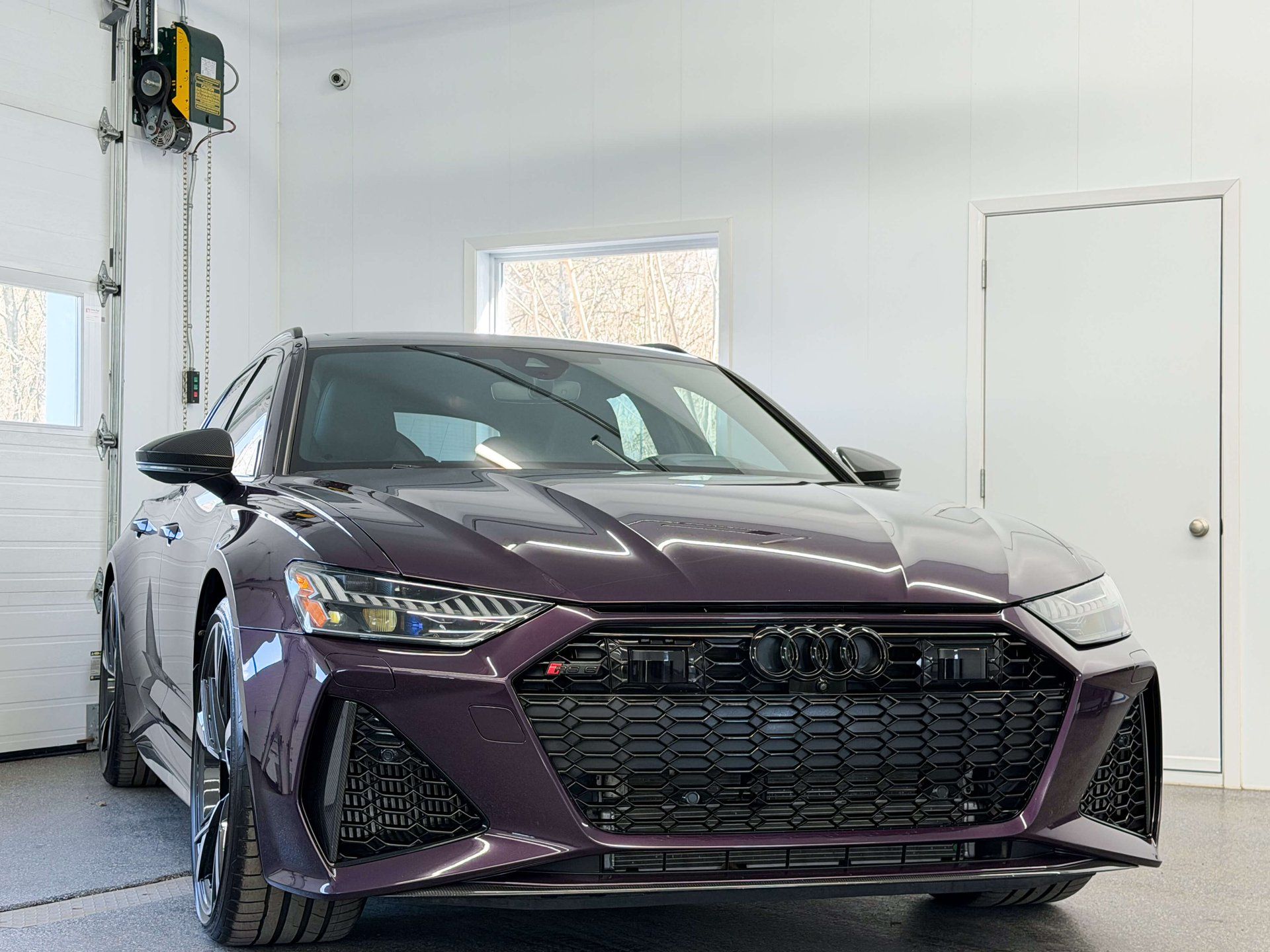 Audi RS 6 Avant 2023 - Image 9