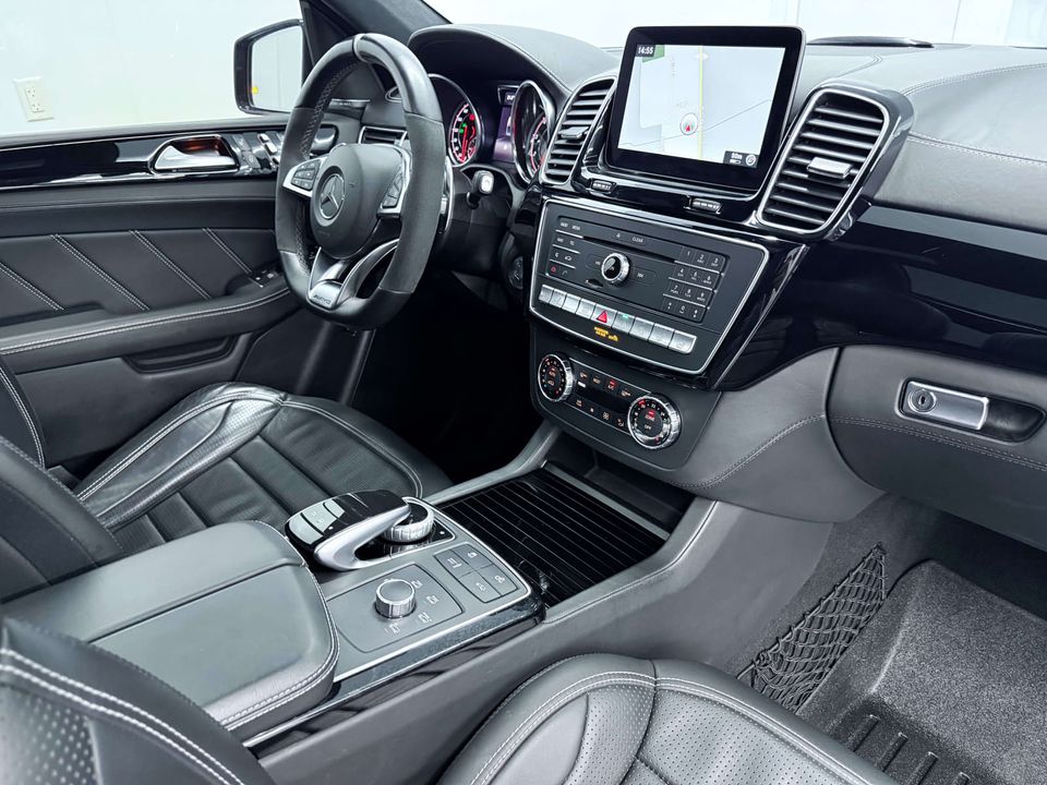 Mercedes-Benz GLE Class 2016 - Image 13