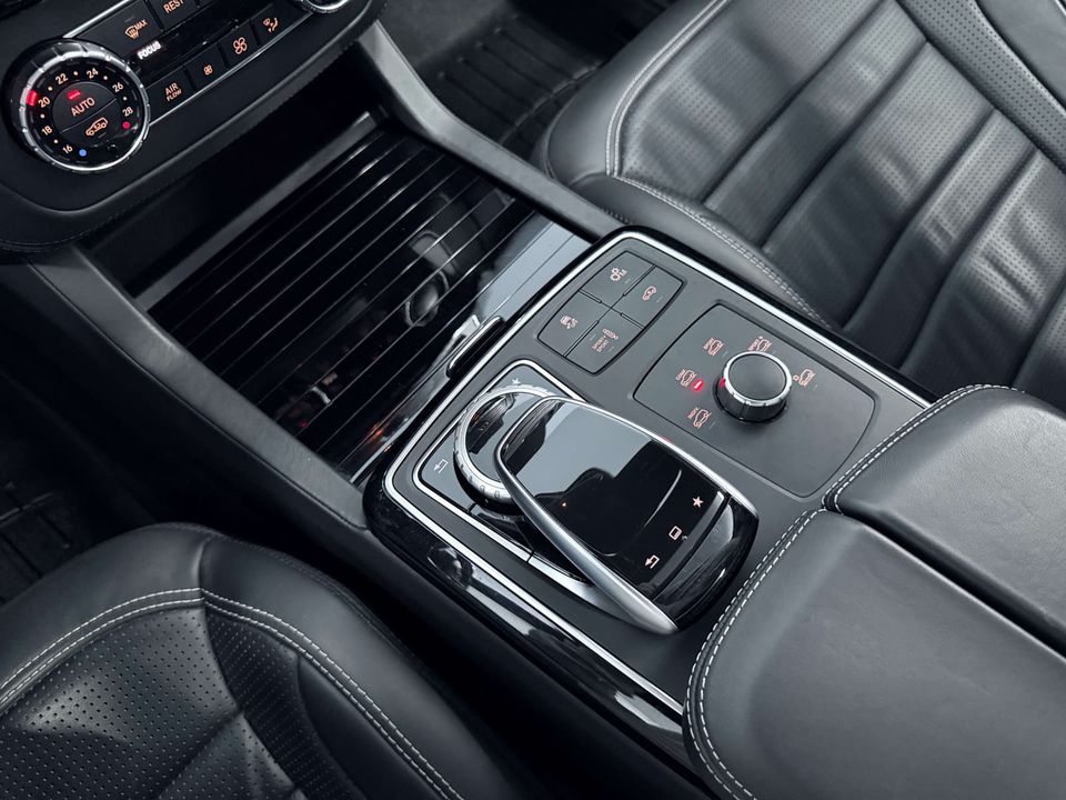 Mercedes-Benz GLE Class 2016 - Image 27