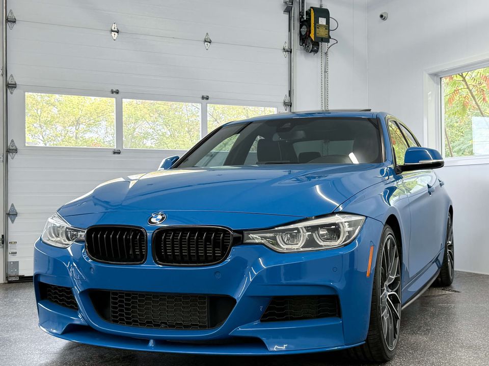 BMW 3-Series 2017 - Image 3