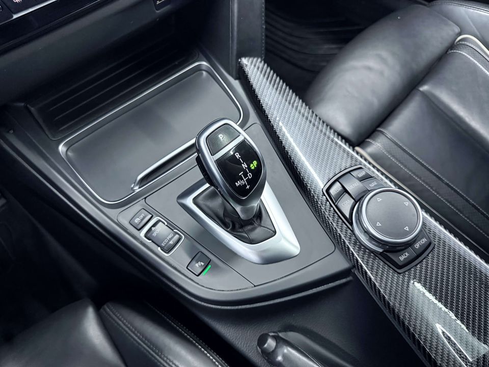 BMW 3-Series 2017 - Image 29