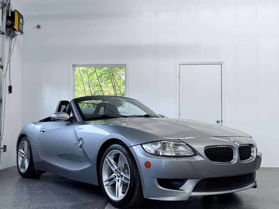 BMW Z4 M 2006 - Image 9