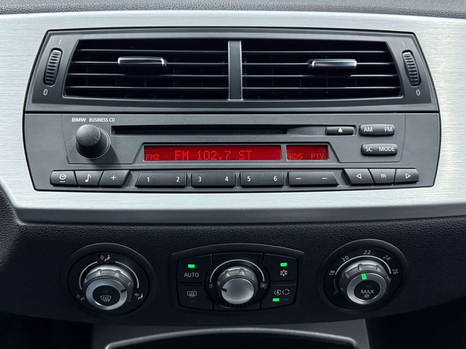 BMW Z4 M 2006 - Image 19