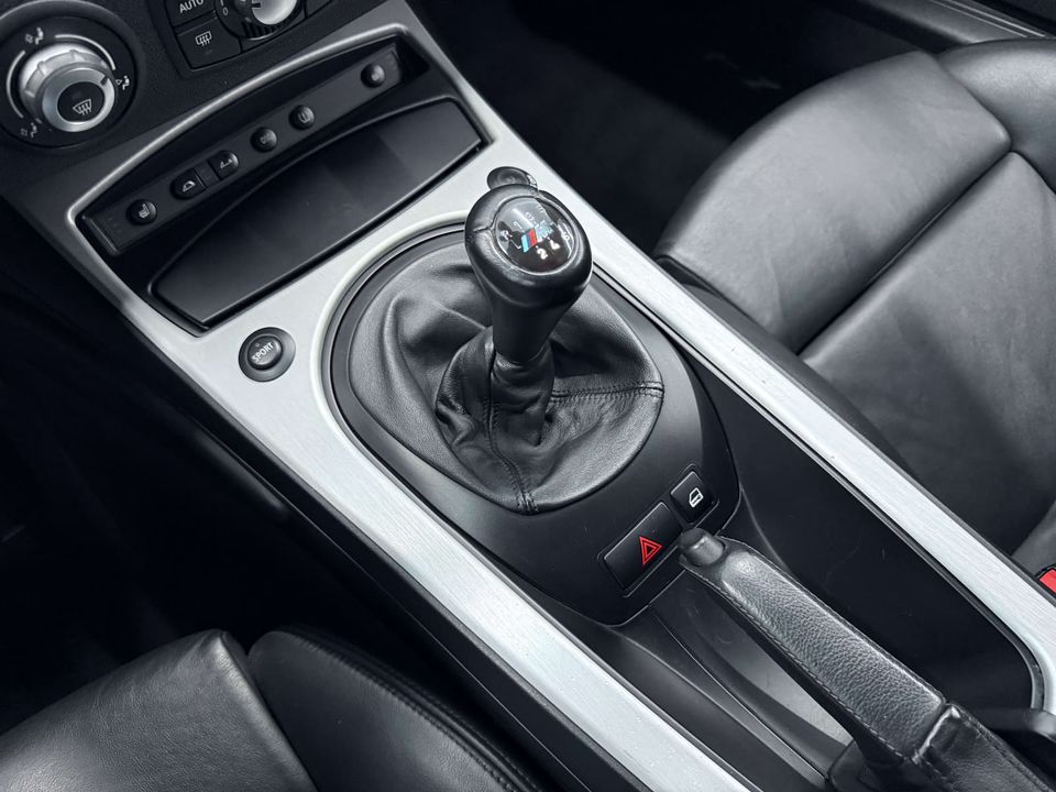 BMW Z4 M 2006 - Image 21