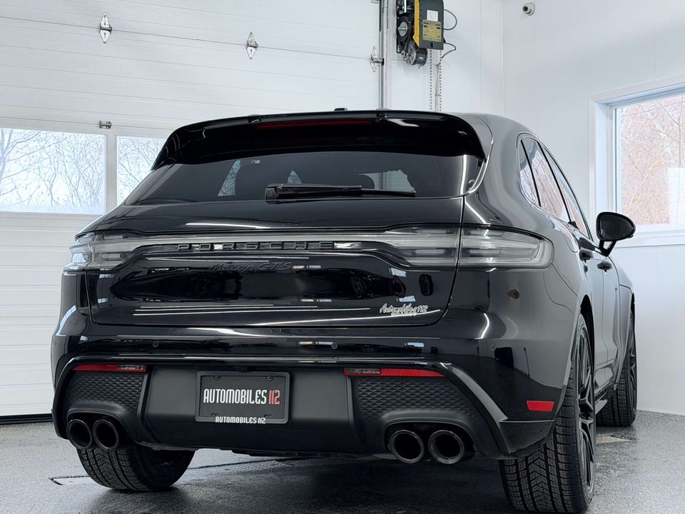 Porsche Macan 2022 - Image 12
