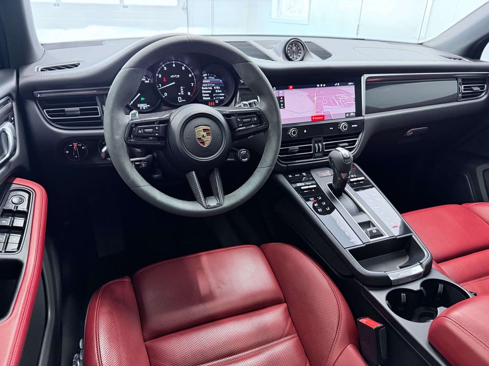 Porsche Macan 2022 - Image 14