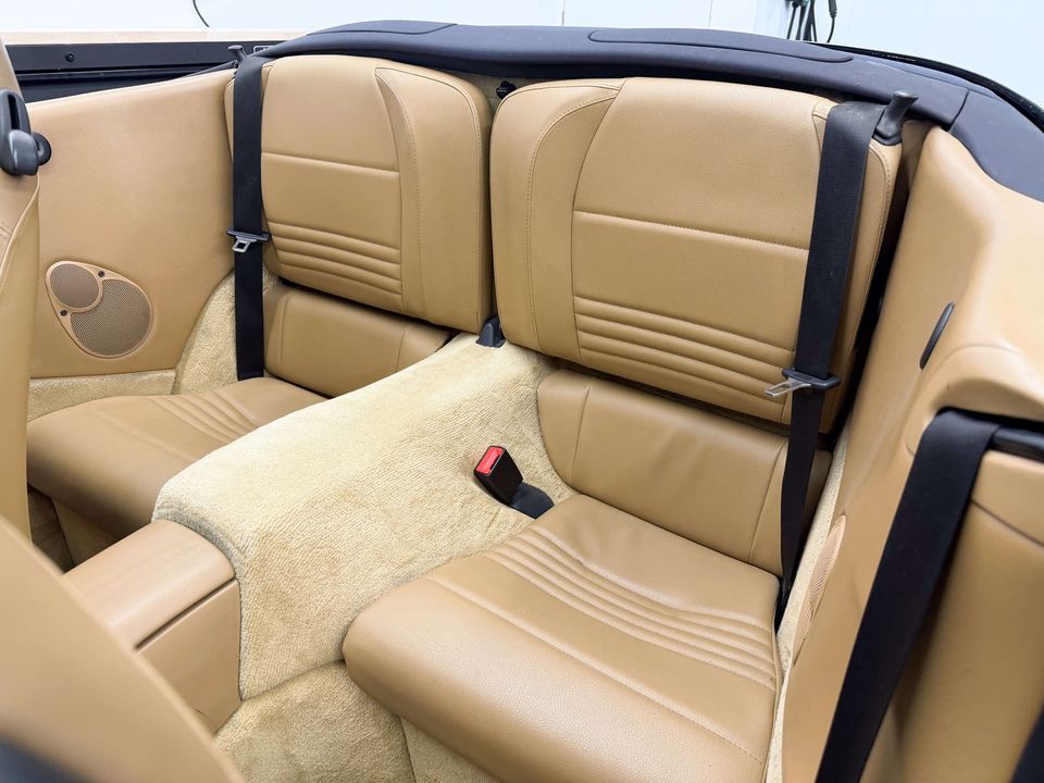 Porsche 911 2002 - Image 19